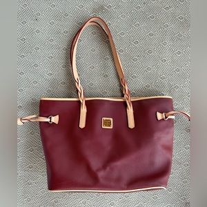 dooney and bourke tote